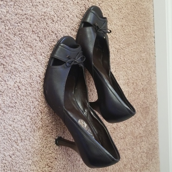 High heels - Picture 2 of 6